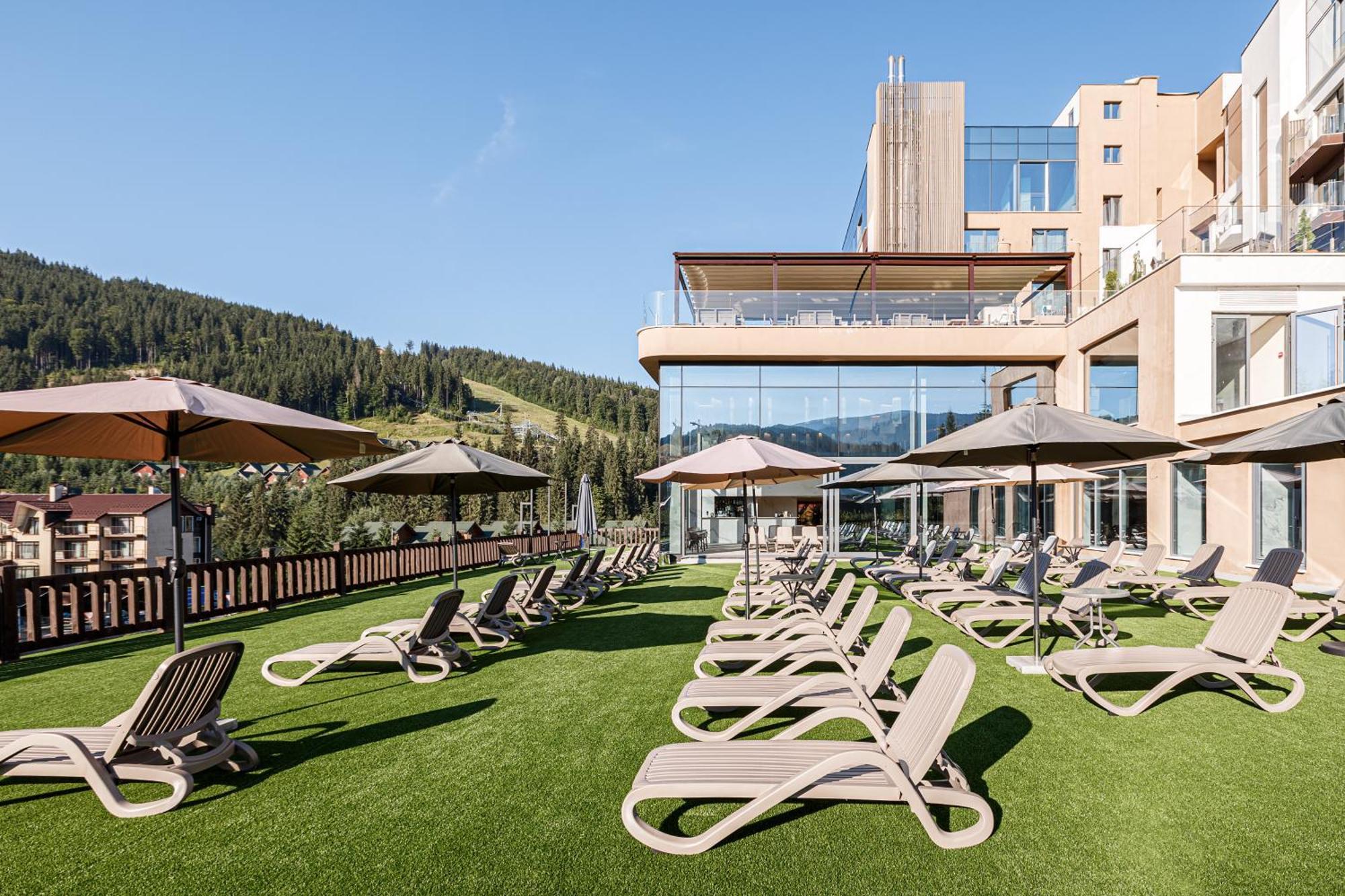 בוקובל Tavel Hotel & Spa מראה חיצוני תמונה