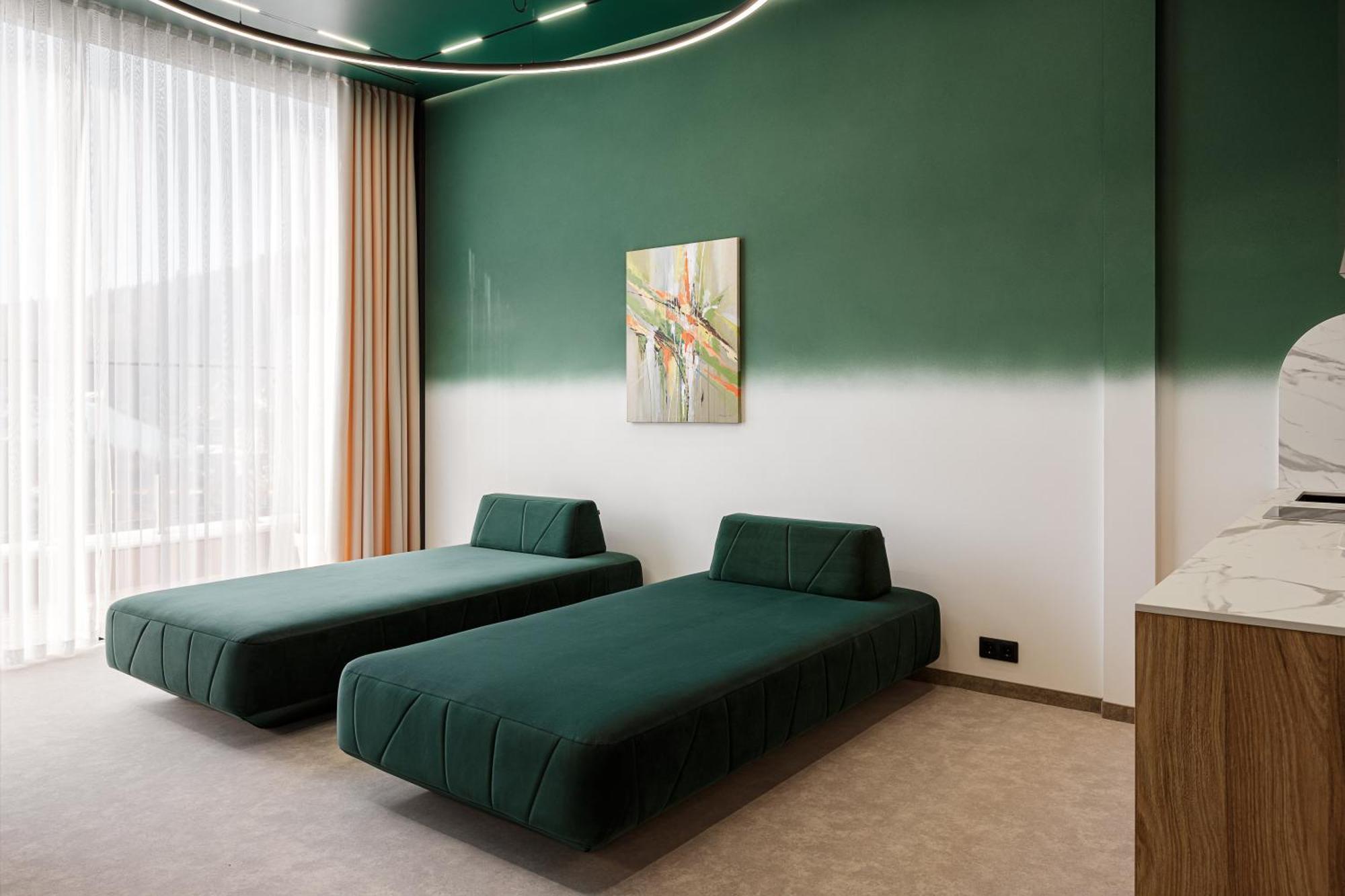בוקובל Tavel Hotel & Spa מראה חיצוני תמונה