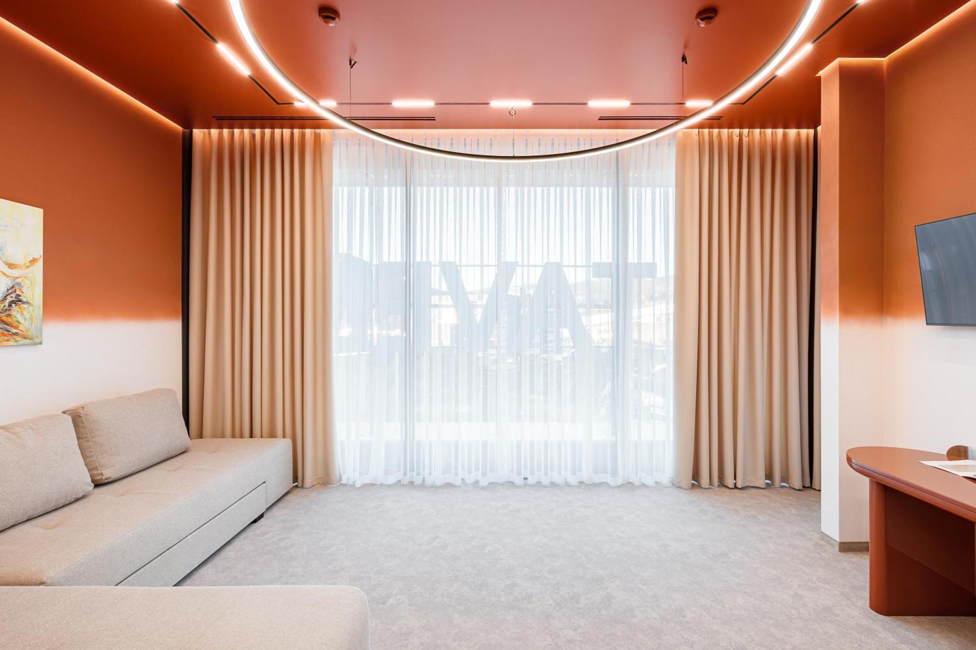 בוקובל Tavel Hotel & Spa מראה חיצוני תמונה