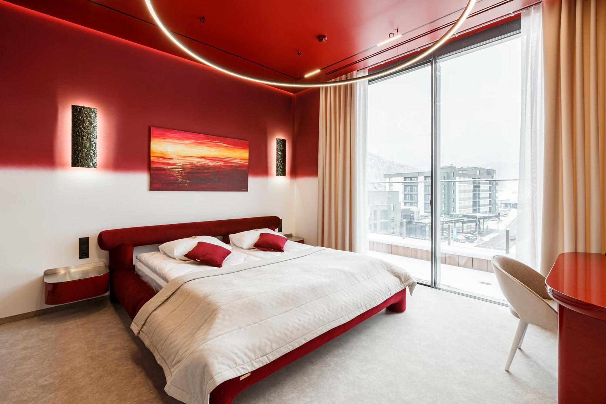 בוקובל Tavel Hotel & Spa מראה חיצוני תמונה